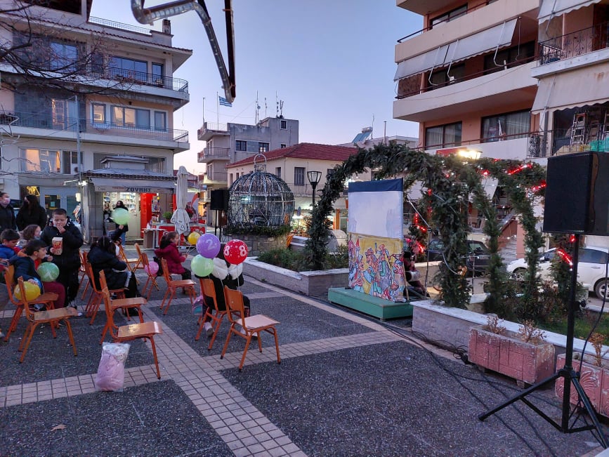 o karagkiozis kai h magissa frikantela5