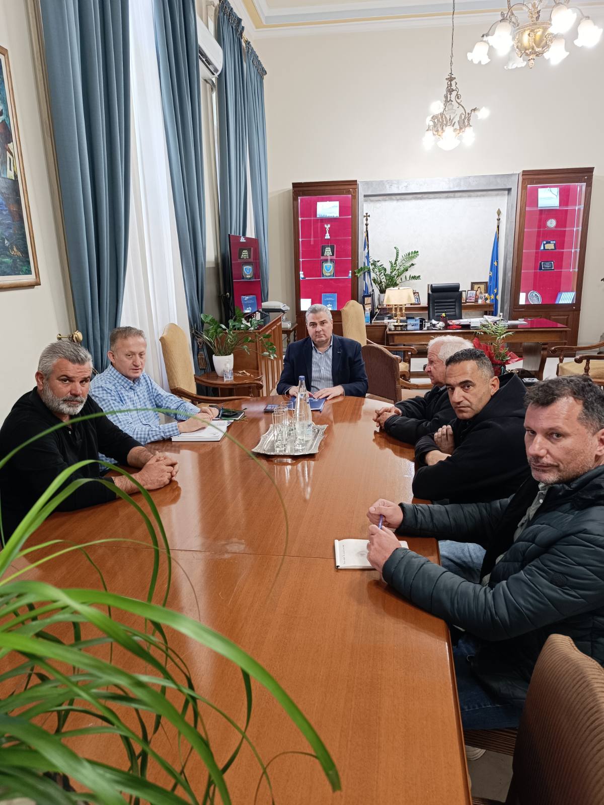 Συνάντηση του Αντιπεριφερειάρχη Π.Ε Φθιώτιδας κ. Ηλία Σανίδα με τον Δήμαρχο του Δήμου Μακρακώμης και το Δ.Σ του ΤΟΕΒ Δυτικής Βίστριζας